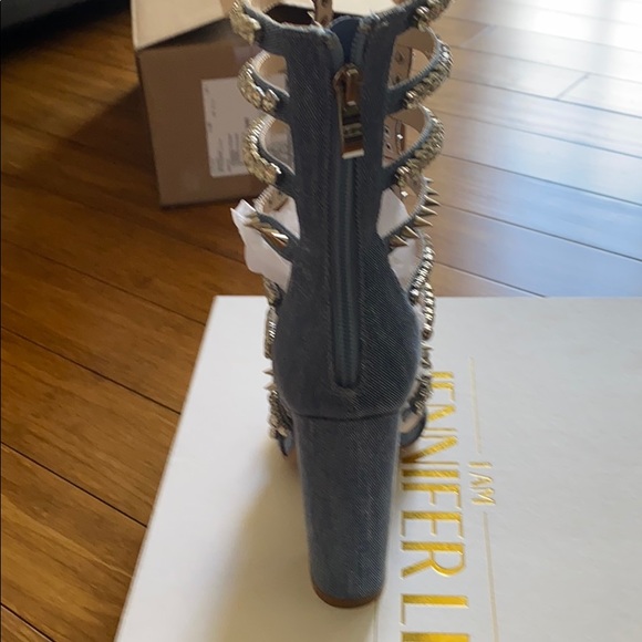 I Am Jennifer Le Denim Razor - Picture 5 of 7